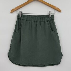 Patagonia Women's Edge Win Skirt in Green | Size XS